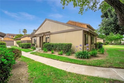 Photo of 7141 Wren Court, Ventura, CA 93003 (MLS # SR26049991)