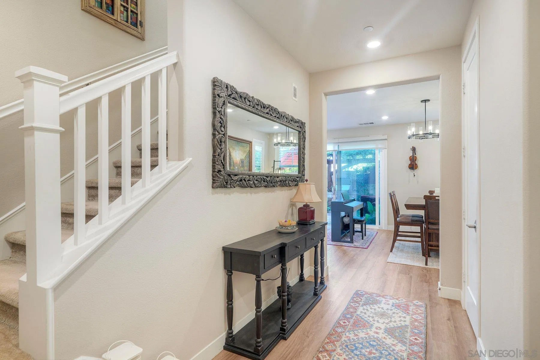 1817 Artemisia Ct