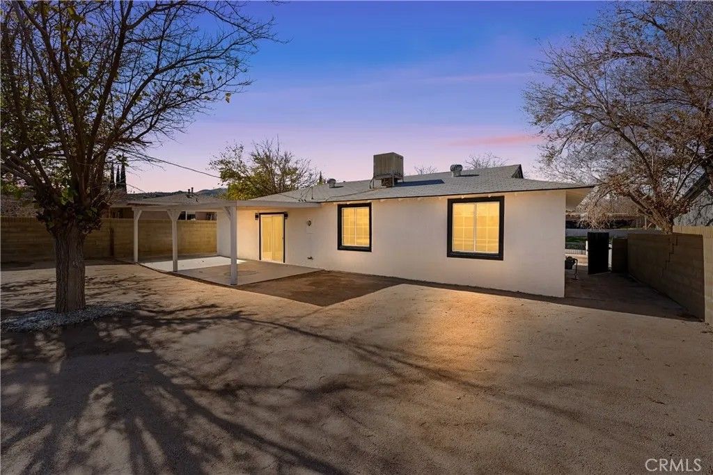 Photo of 37410 Larkin Avenue, Palmdale, CA 93550 (MLS # SR26005804)