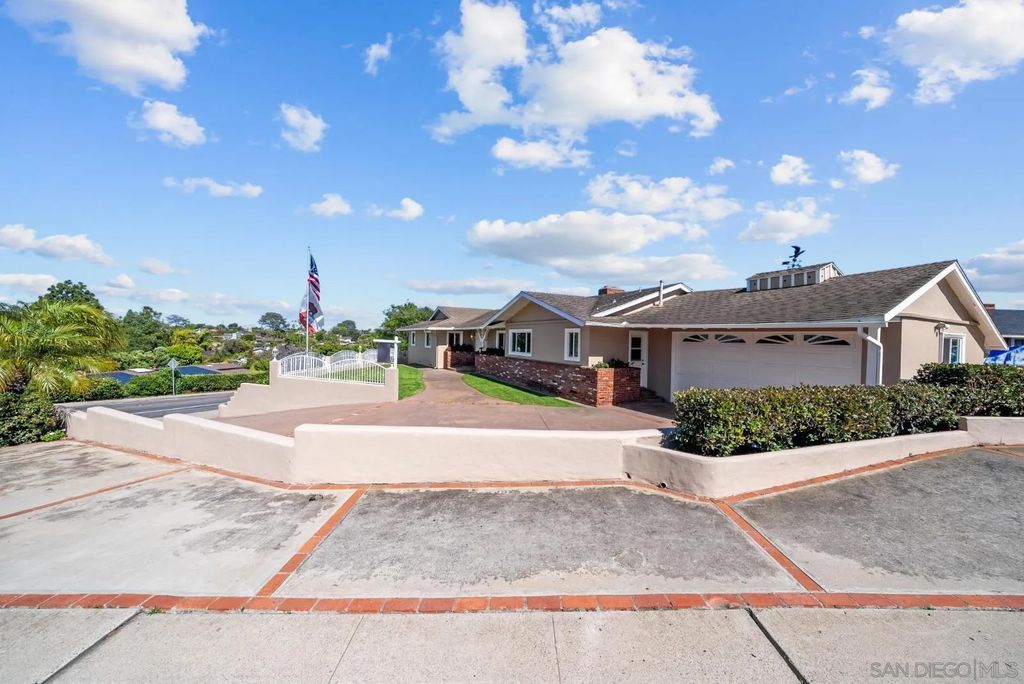 Photo of 1261 Catalina Blvd, San Diego, CA 92107 (MLS # 260009996)