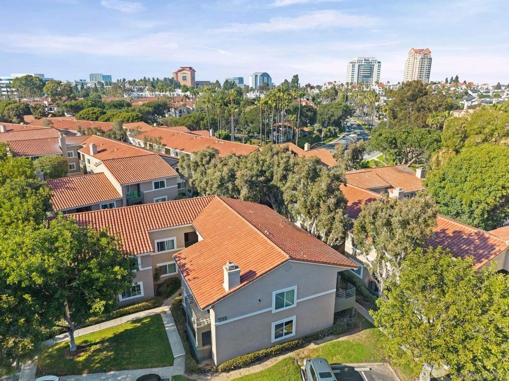 Photo of 7595 Charmant Dr #707, San Diego, CA 92122 (MLS # 260007239)