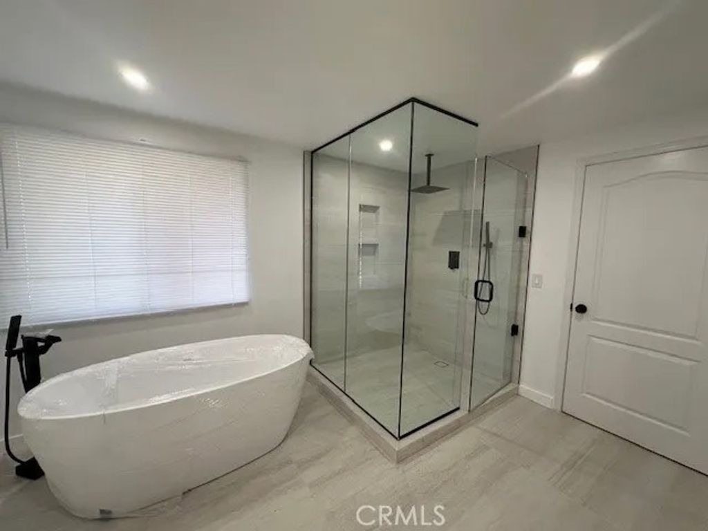 Photo of 19951 Crystal Hills Lane, Northridge, CA 91326 (MLS # SR26021889)