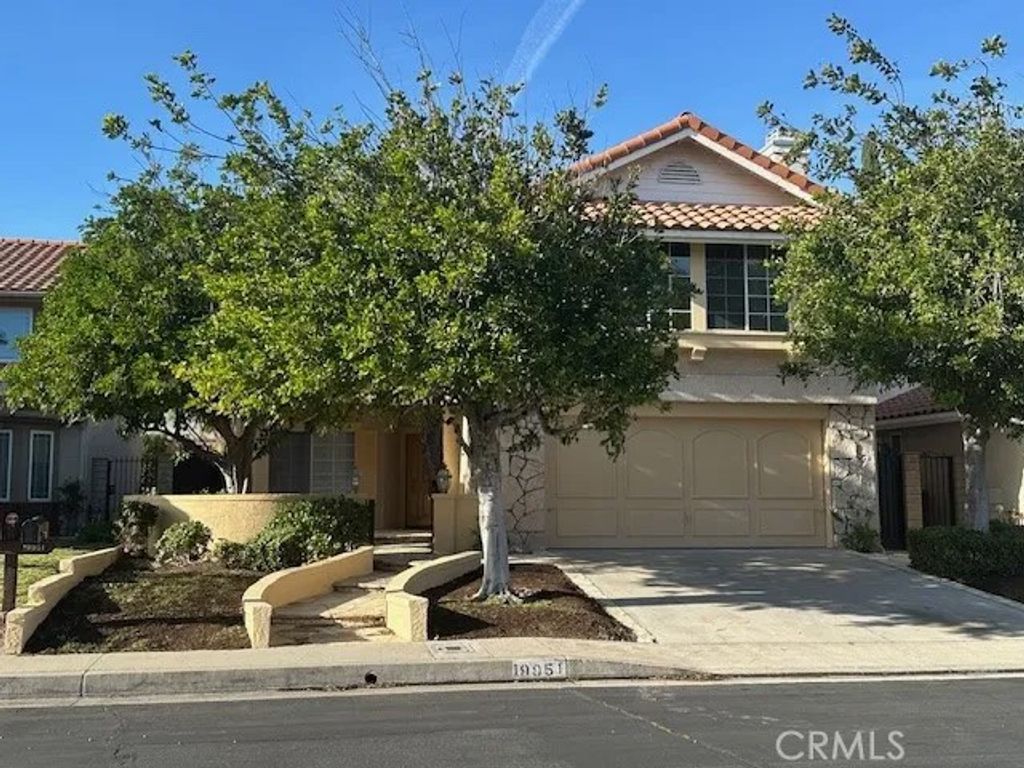 Photo of 19951 Crystal Hills Lane, Northridge, CA 91326 (MLS # SR26021889)