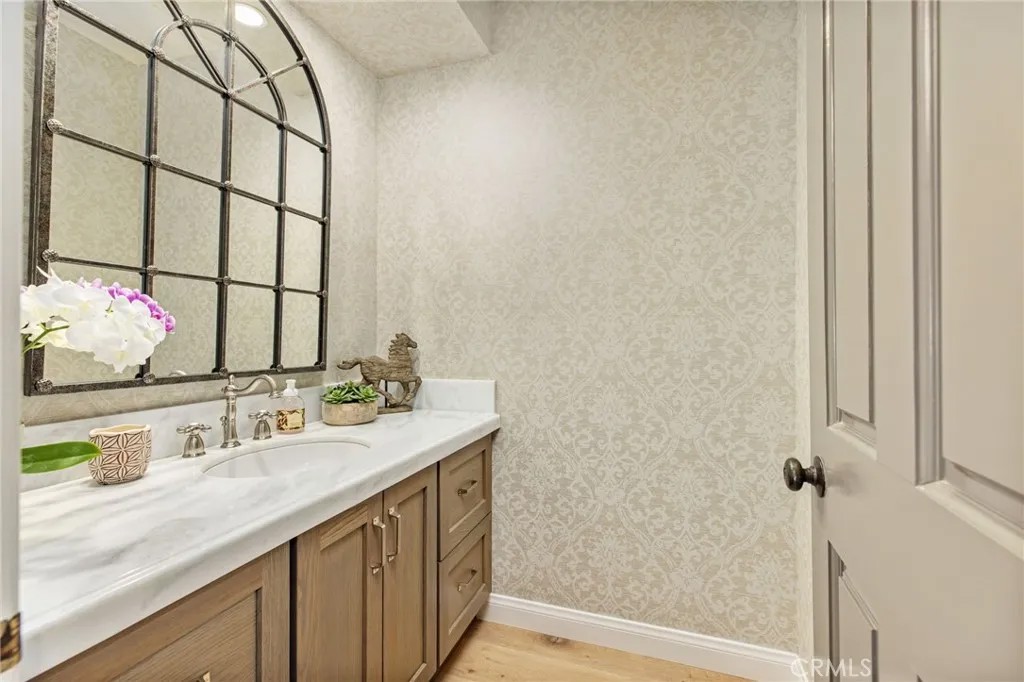 4 Golden Meadow Lane