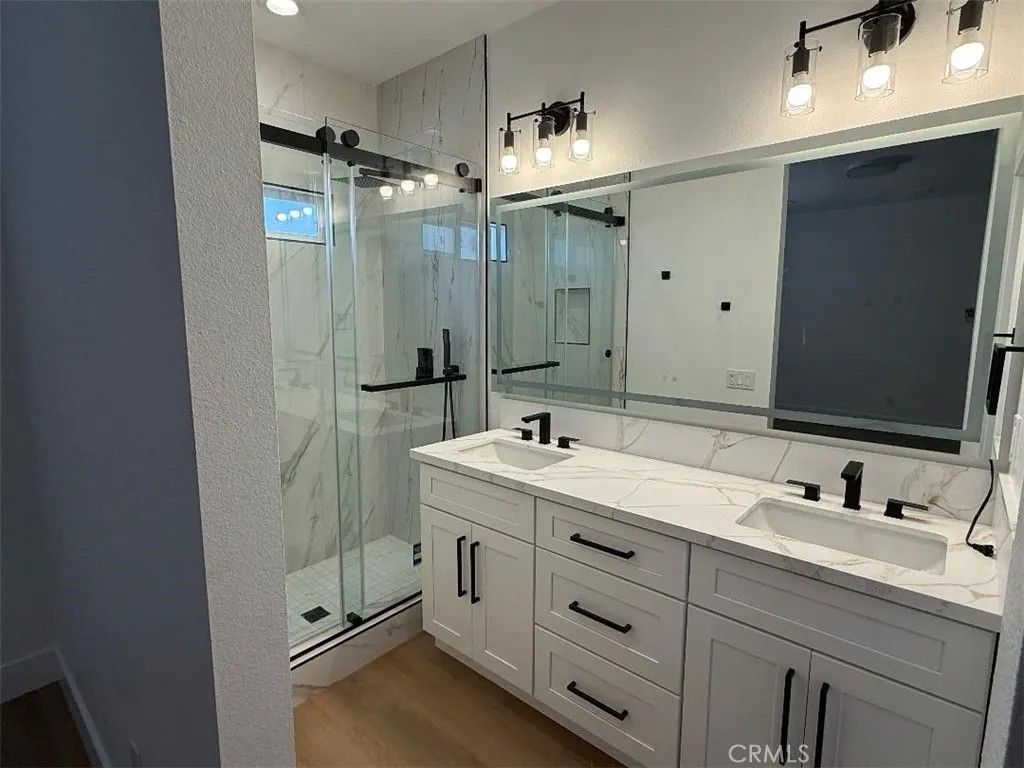 Photo of 617 Acacia Street, Lake Elsinore, CA 92530 (MLS # OC25172039)