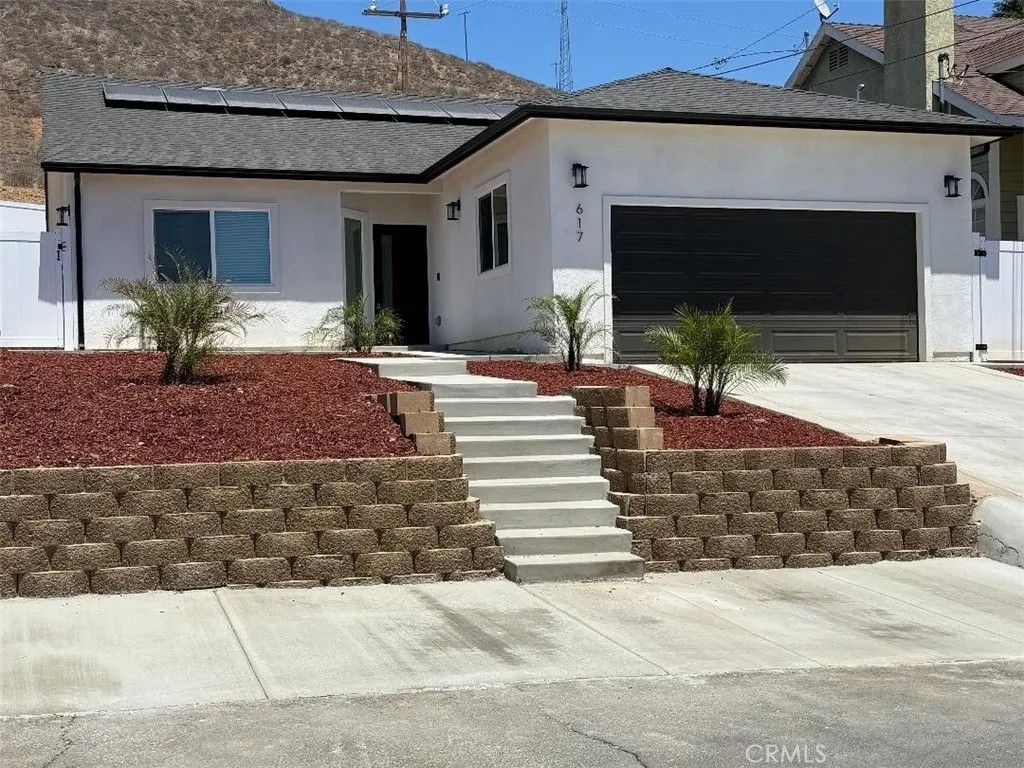Photo of 617 Acacia Street, Lake Elsinore, CA 92530 (MLS # OC25172039)