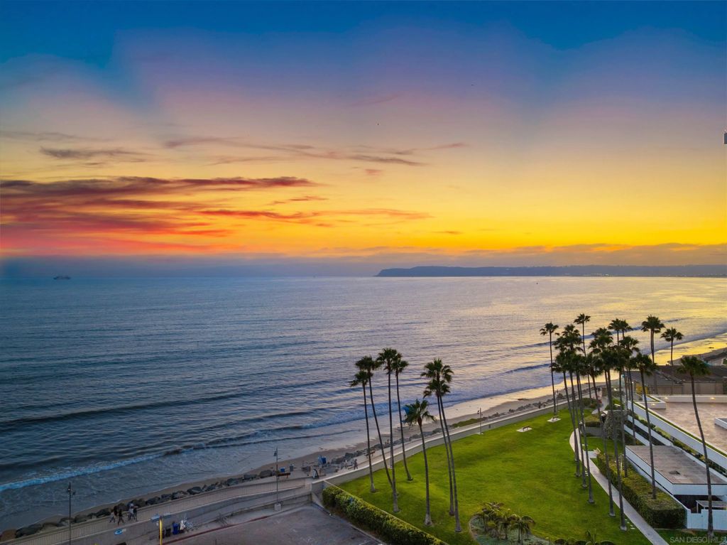 Photo of 1830 Avenida Del Mundo #1112, Coronado, CA 92118 (MLS # 260005147)