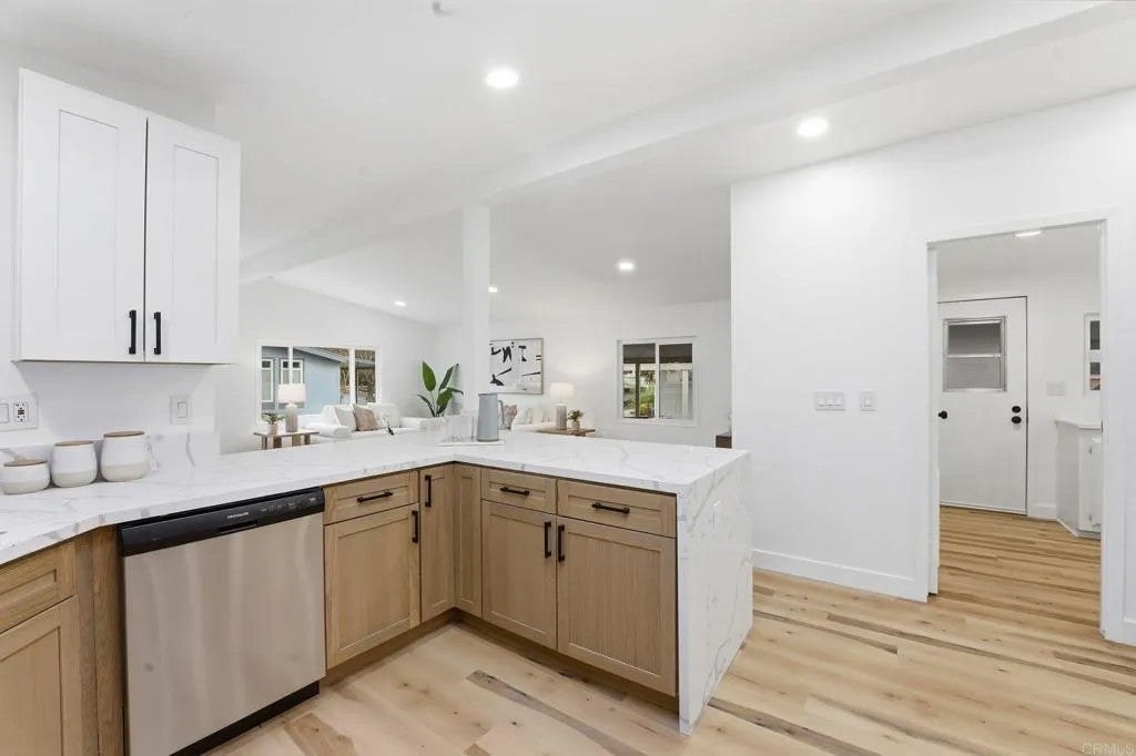 8975 Lawrence Welk Drive 446