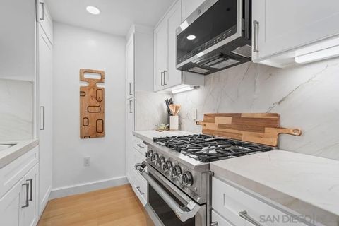 Tiny photo for 645 Front St #1215, San Diego, CA 92101 (MLS # 250039811)