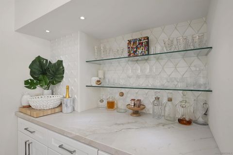 Tiny photo for 645 Front St #1215, San Diego, CA 92101 (MLS # 250039811)