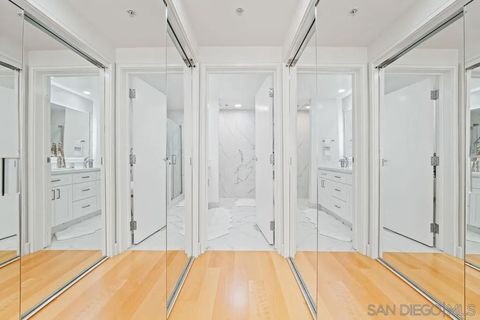 Tiny photo for 645 Front St #1215, San Diego, CA 92101 (MLS # 250039811)