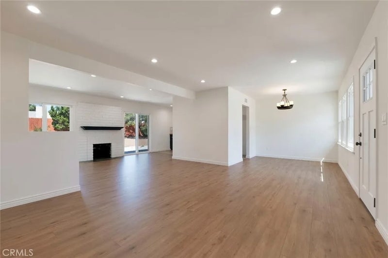 9943 Fullbright Avenue