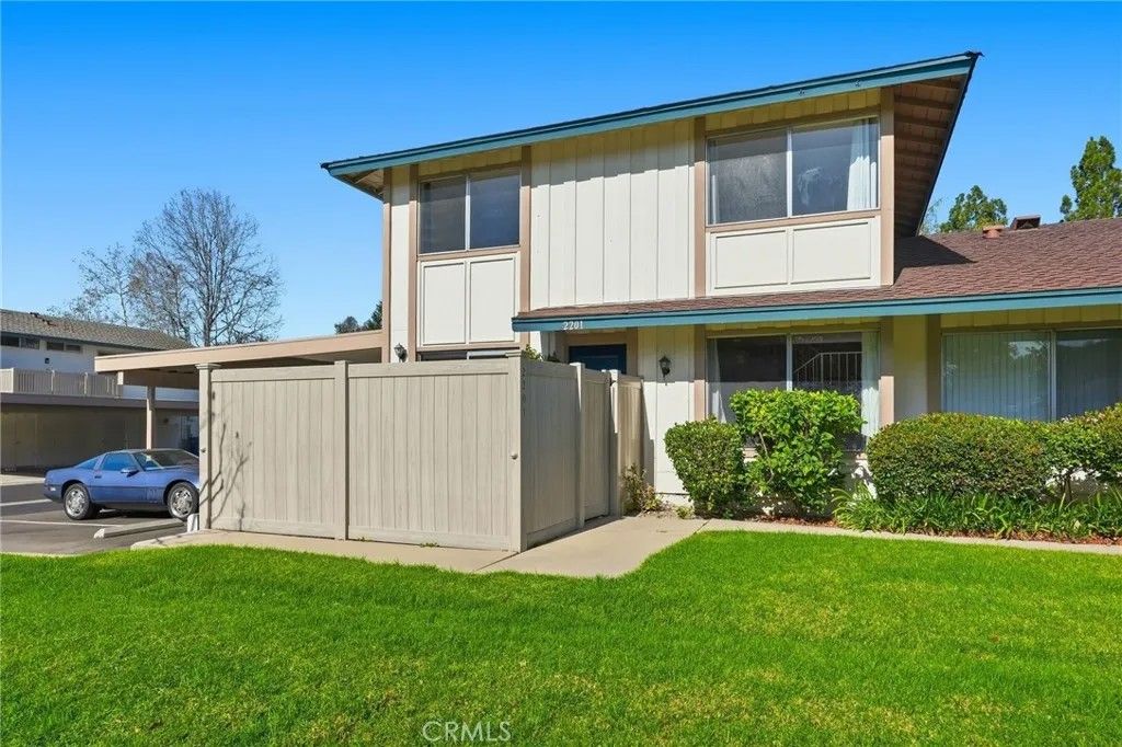 Photo of 2201 Sonoma Court, Thousand Oaks, CA 91362 (MLS # AR26027636)