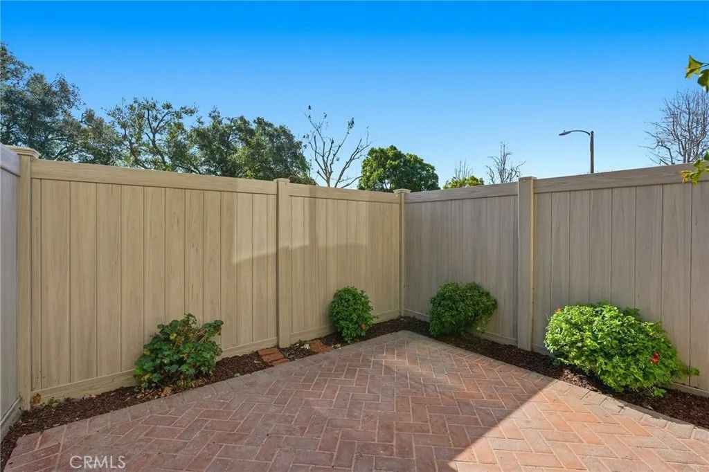 Photo of 2201 Sonoma Court, Thousand Oaks, CA 91362 (MLS # AR26027636)