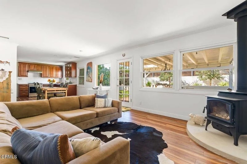 1303 Sunset Place