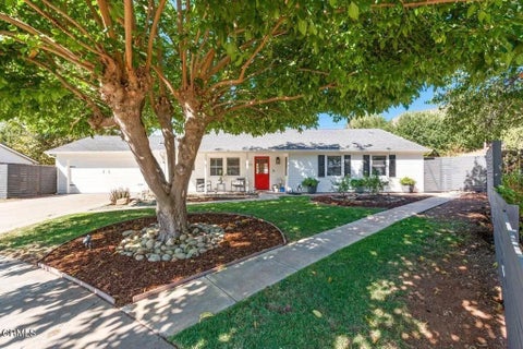 Photo of 1303 Sunset Place, Ojai, CA 93023 (MLS # V1-39284)