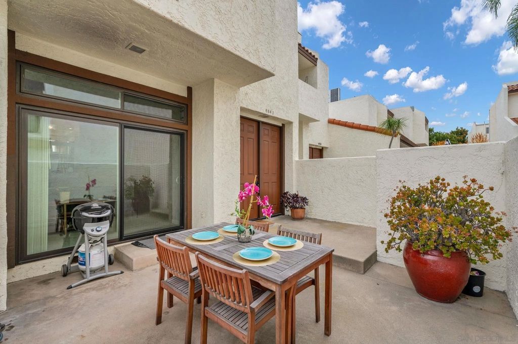 Photo of 6840 Caminito Del Greco, San Diego, CA 92120 (MLS # 260008082)