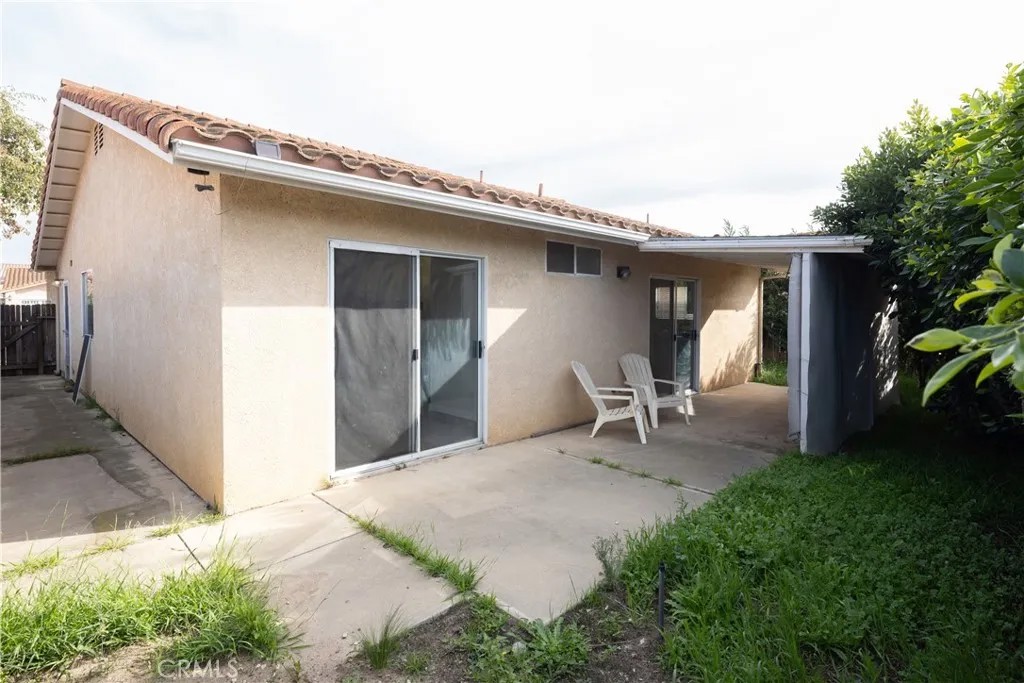 545 E Santa Cruz Court