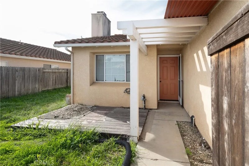 545 E Santa Cruz Court
