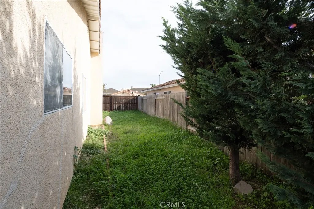 545 E Santa Cruz Court