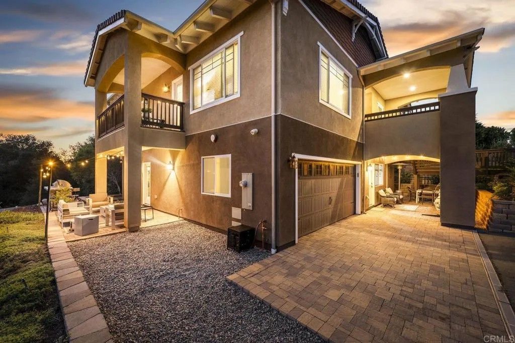 Photo of 27636 Mountain Meadow Road, Escondido, CA 92026 (MLS # NDP2600398)