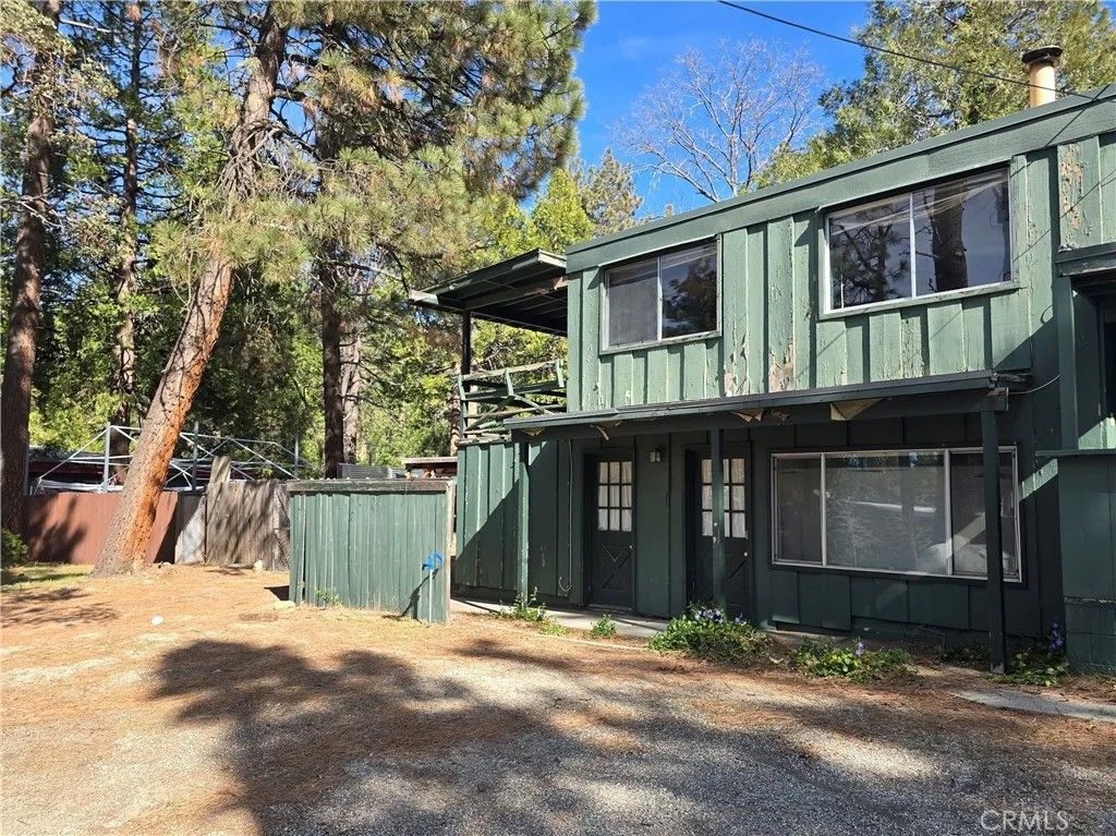 Photo of 26650 Fairway Dr, Idyllwild, CA 92549 (MLS # SW26033444)