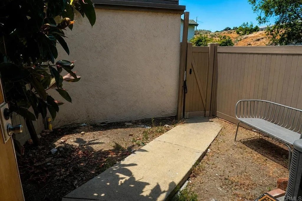 8710 Spring Canyon Drive