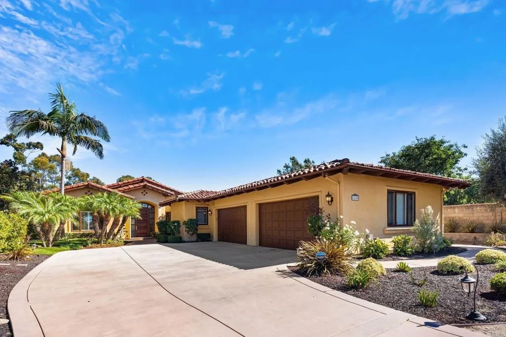 12105 View Pointe Row
