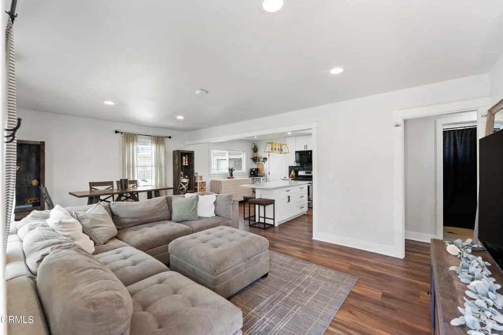 283 Lafayette Drive