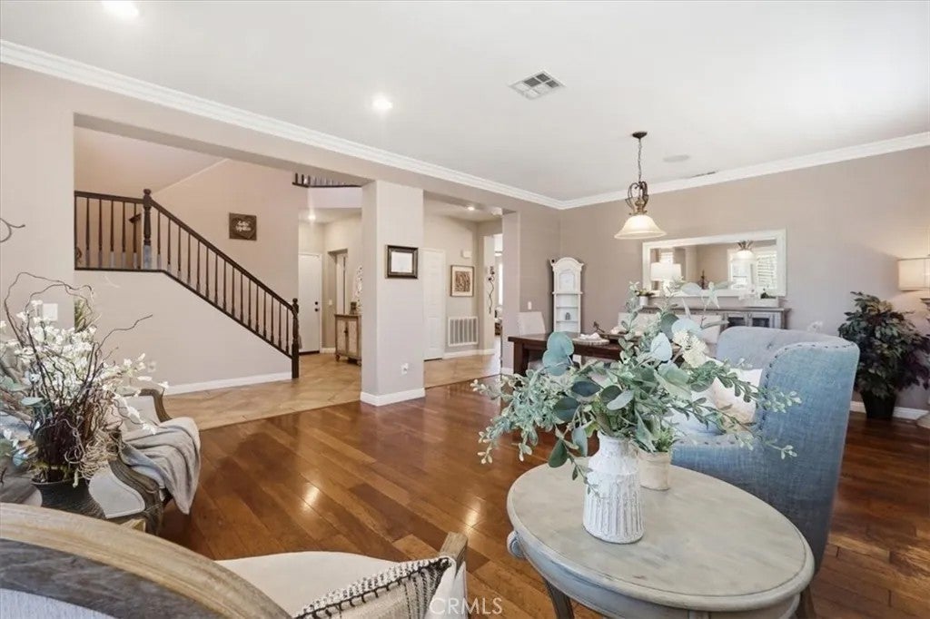 34662 Elmwood