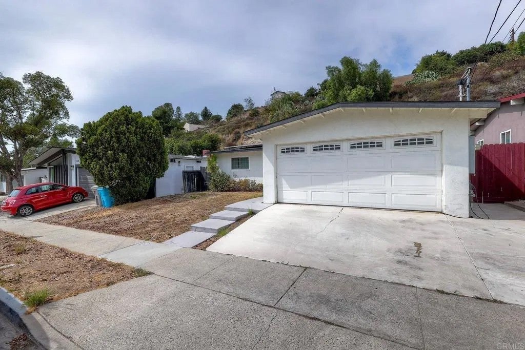 5520 Baja Drive