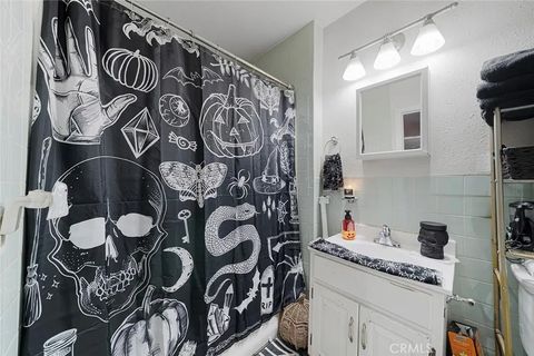 Tiny photo for 14603 S Aprilia Ave, Compton, CA 90220 (MLS # SR26063846)