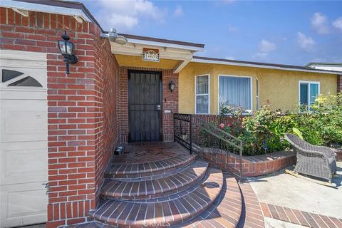 Tiny photo for 14603 S Aprilia Ave, Compton, CA 90220 (MLS # SR26063846)