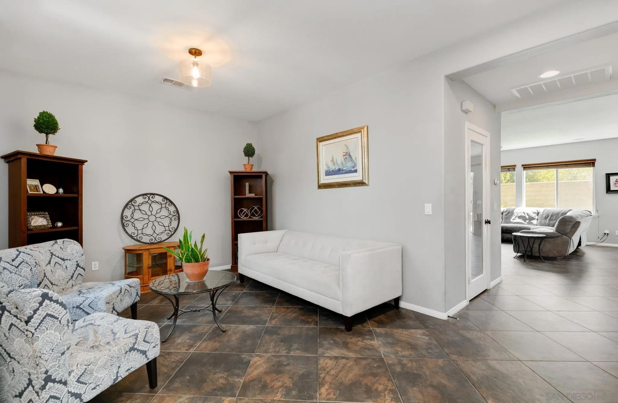 1675 Picket Fence