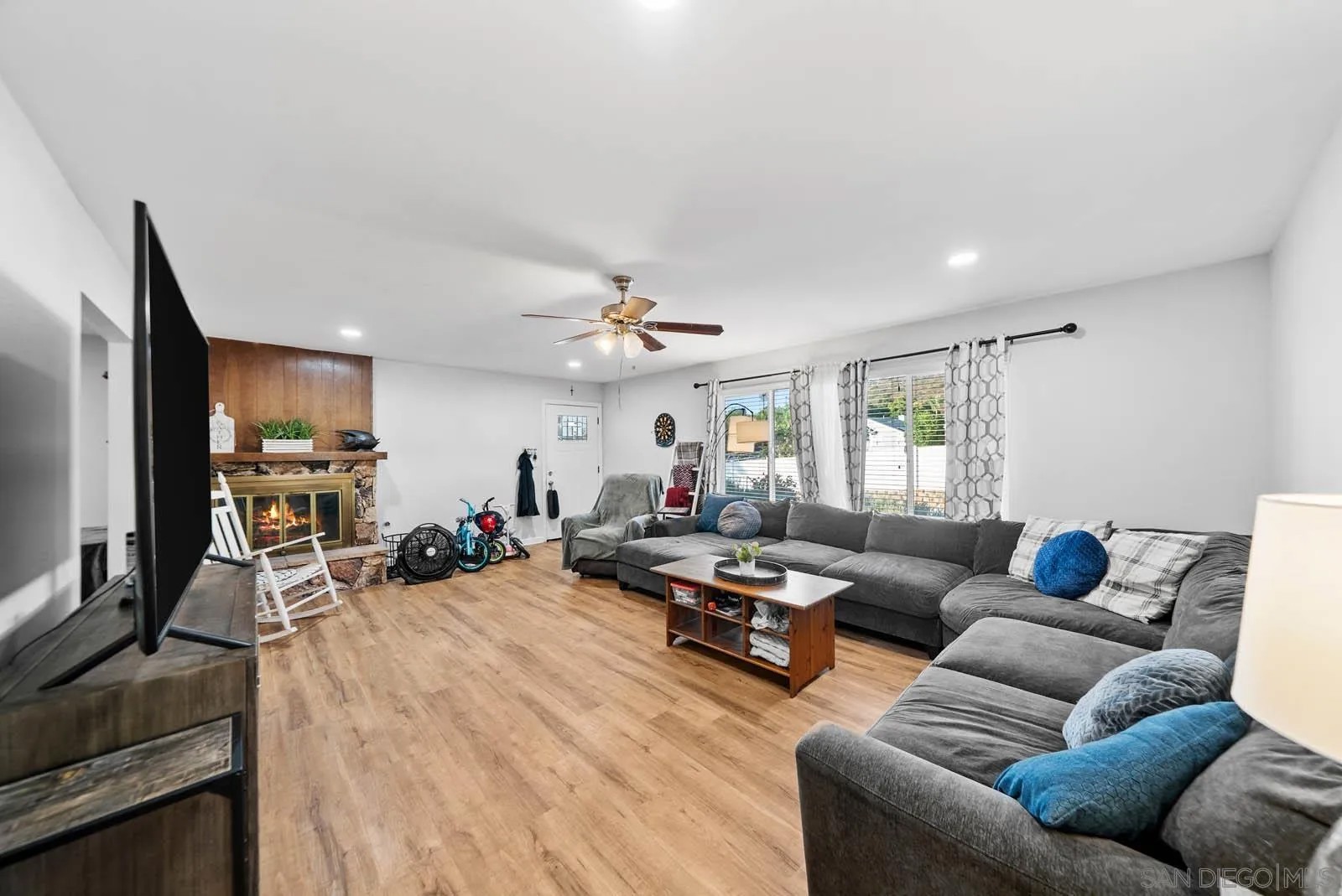 2297 1/2 Orchard Ave