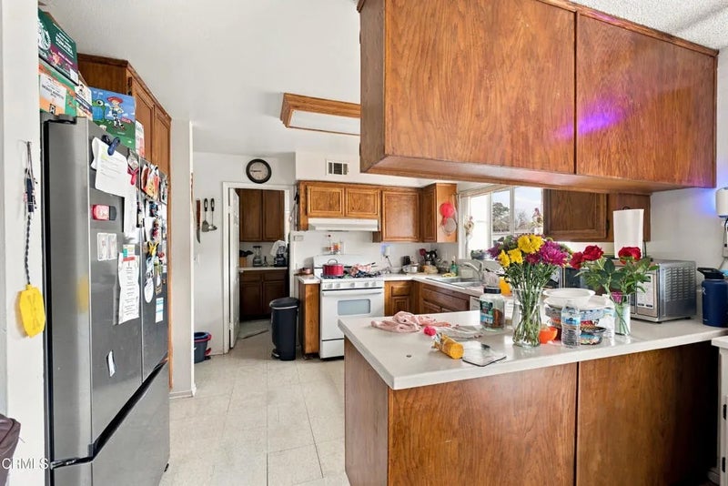 1006 E Ventura Street