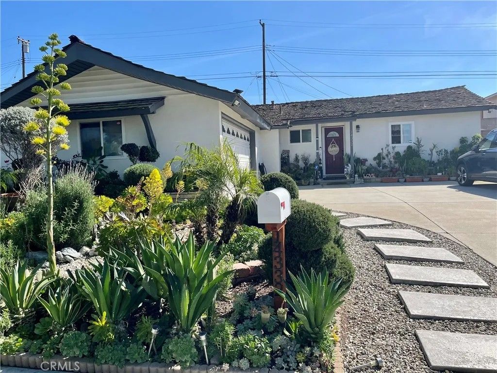 Photo of 14332 Valeda Drive, La Mirada, CA 90638 (MLS # DW26042319)