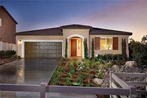 Photo of 30934 Campania Road, Highlands, CA 92346 (MLS # SW26020112)