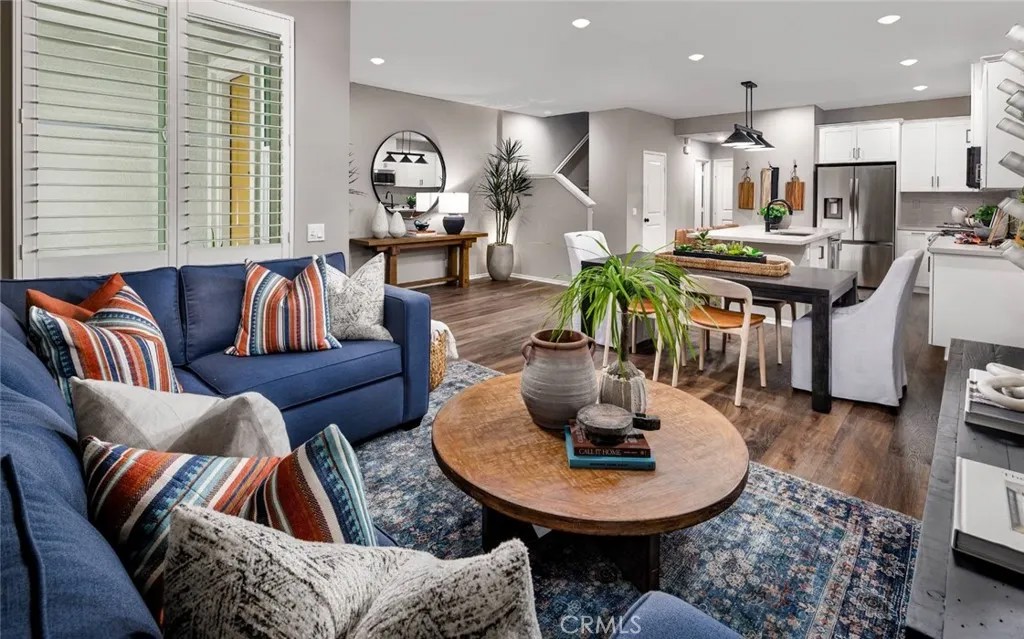 4192 S S. LIMECREST PASEO 32