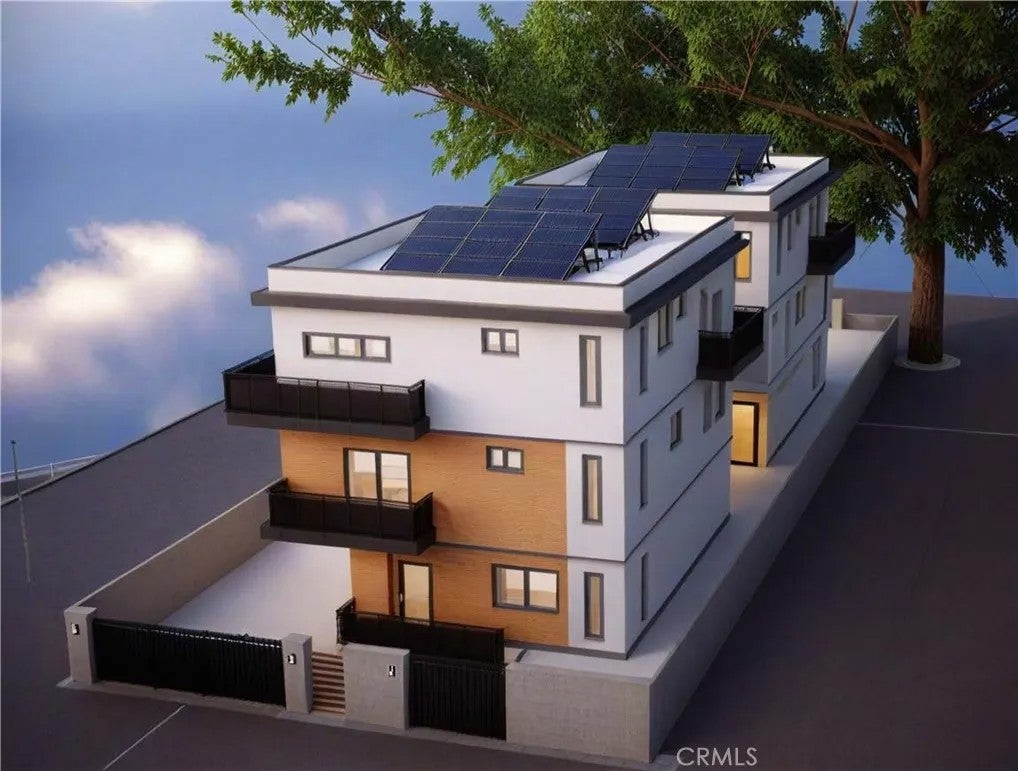 Photo of 1141 N Alexandria AVE, Los Angeles, CA 90029 (MLS # IV26234433)