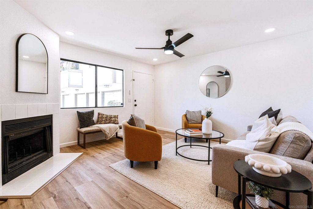 Photo of 1654 Oliver Ave #6, San Diego, CA 92109 (MLS # 250041213)