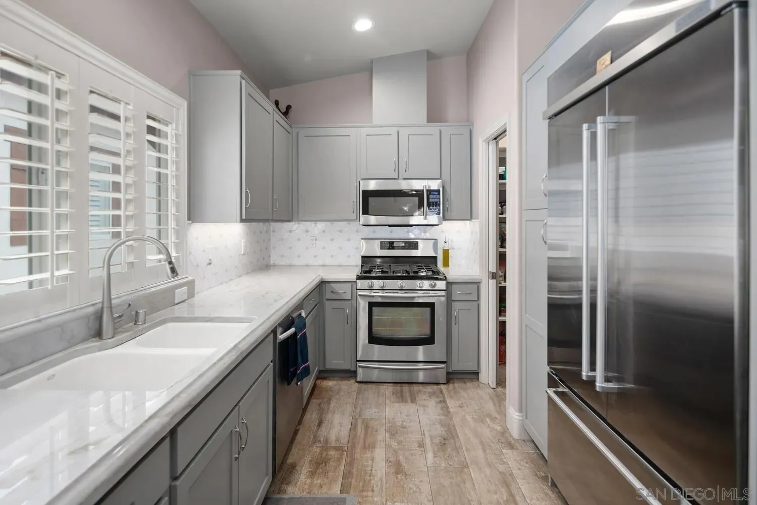 Coronado, California 92118, United States, 3 Bedrooms Bedrooms, ,2 BathroomsBathrooms,Residential,Active,148519