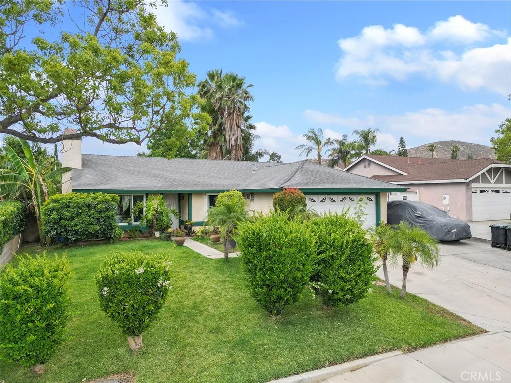 5242 La Salle