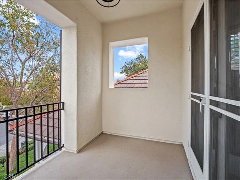 Tiny photo for 26802 Stonegate Dr, Valencia, CA 91381 (MLS # SR25245948)