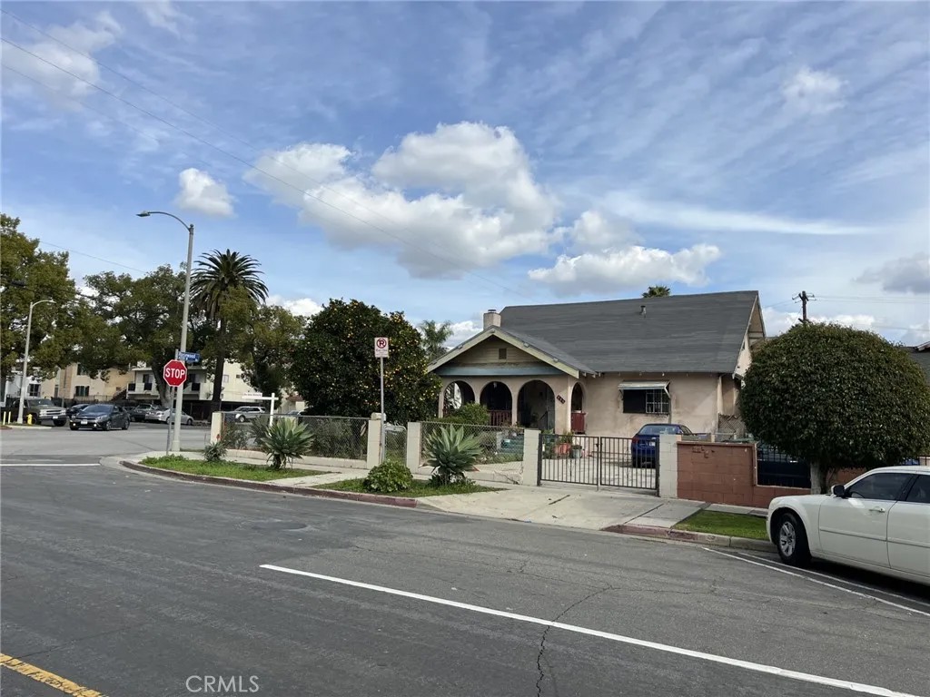 4214 Rosewood
