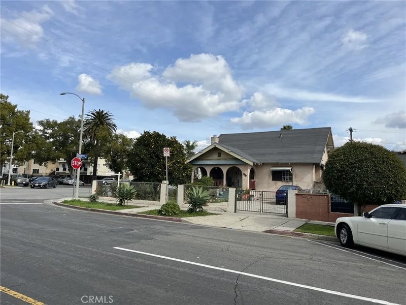 4214 Rosewood
