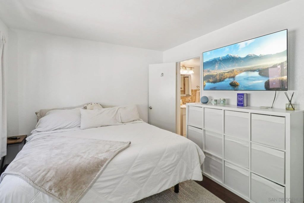 Photo of 9055 Calle Lucia, Lakeside, CA 92040 (MLS # 250038558)