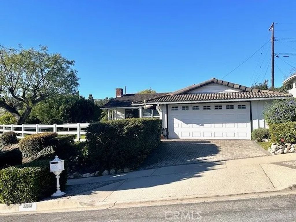 Photo of 27053 Freeport Rd, Rancho Palos Verdes, CA 90275 (MLS # SB26010243)