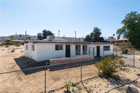 Photo of 73079 Siesta, 29 Palms, CA 92277 (MLS # JT26029992)