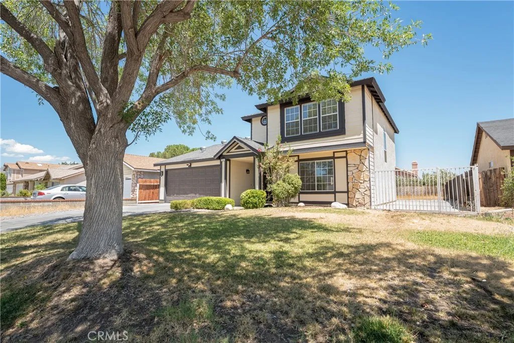 5347 E Avenue R11